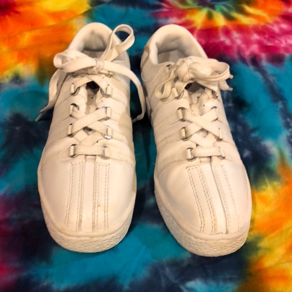 K-Swiss Other - K-Swiss White tennis shoes, size 1 boy or girl